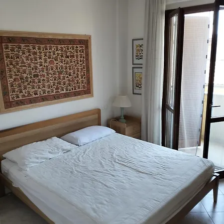 Comfort 10 Min A Piedi Dal Mare Apartment